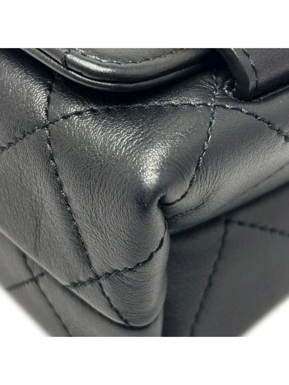 Chanel Shoulder Bag Quilted Logo Chain Black Gold Lambskin